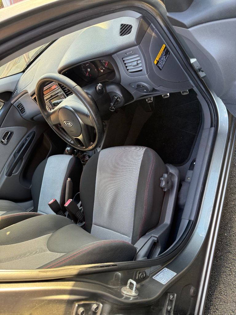 Kia, RIO, Hatchback, 2010, Manual, 1493 (cc), 5 doors