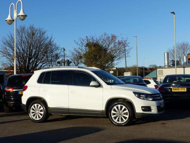 2015 Volkswagen Tiguan 2.0 TDi BlueMotion Tech Match 150 5dr ++ SAT NAV / DAB / ULEZ / BLUETOOTH ...