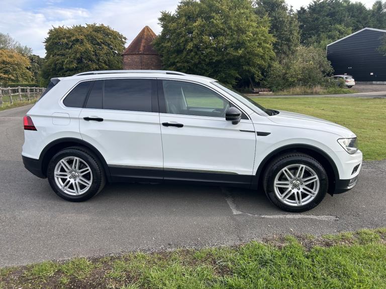 VOLKSWAGEN TIGUAN 1.5 TSI EVO SE Navigation 2019