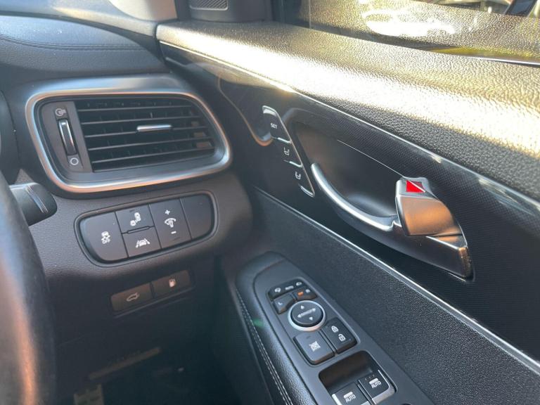 2016 Kia Sorento 2.2 CRDi KX-4 Auto AWD Euro 6 5dr ESTATE Diesel Automatic