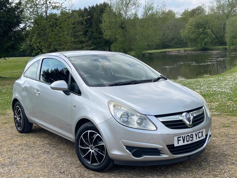 2009 Vauxhall Corsa 1.4i 16V Club 3dr AUTOMATIC  [AC] * LOW MILES * DELIVERY AVAILABLE  HATCHBACK...