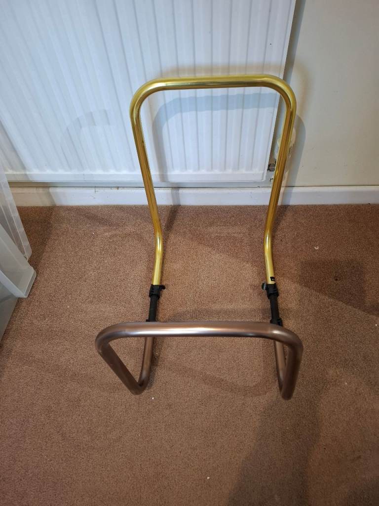 Medical leg frame