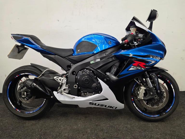 SUZUKI GSX-R600 *** TAIL TIDY - SEAT COWL - CRASH BUNGS ***