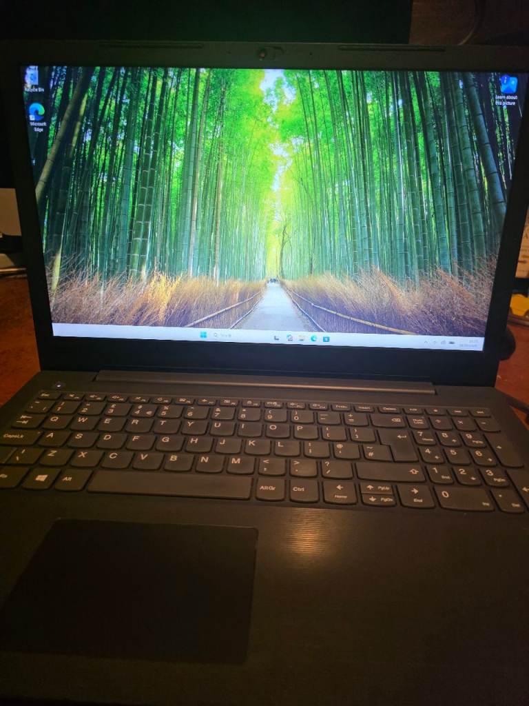 i7 Lenovo v130 15ikb laptop | in Hackney, London | Gumtree