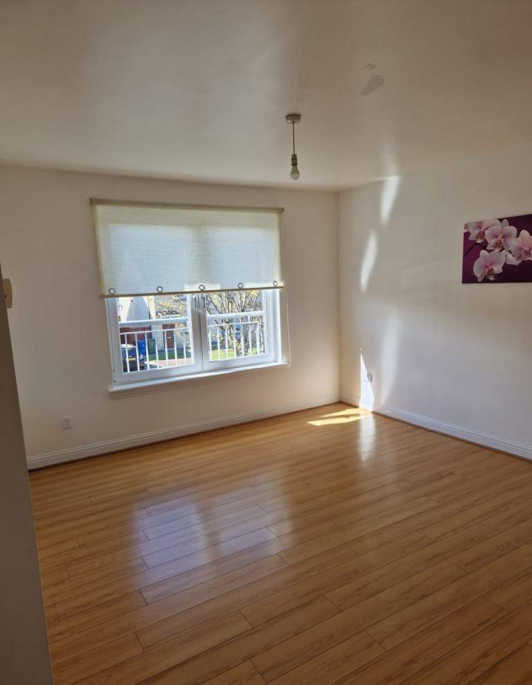 Unfurnished 2 Bedroom Flat in Parkhead