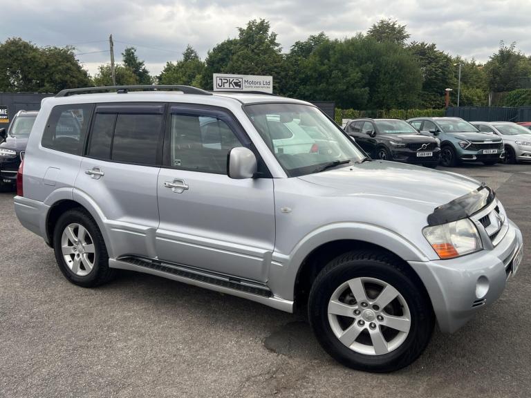 Mitsubishi Shogun 3.2 DI-D Elegance 5dr Diesel Automatic