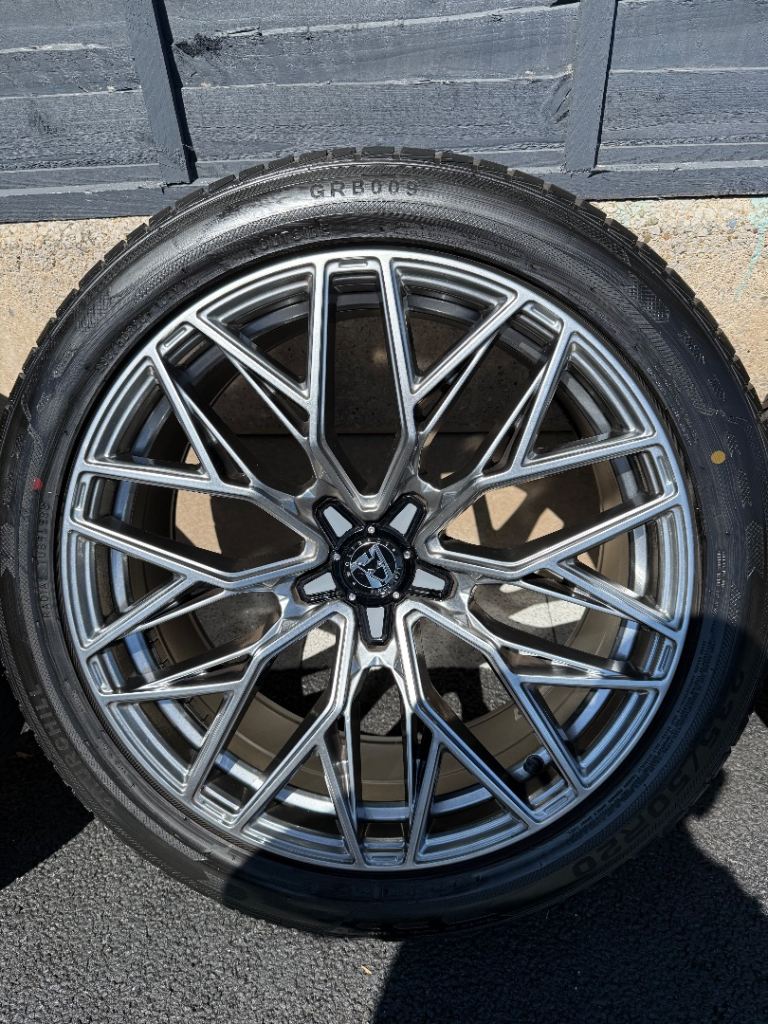 Genuine wolf race crc gtr alloys 20”