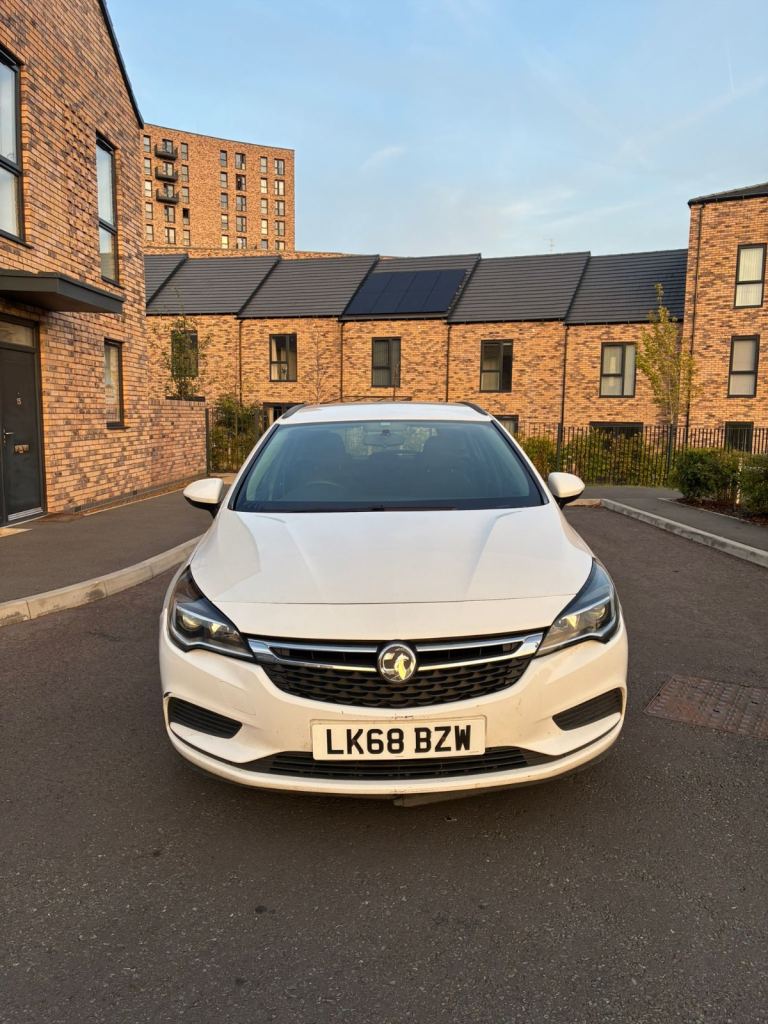 Vauxhall, ASTRA CDTI, Estate, 2018, 1598 (cc), 5 doors