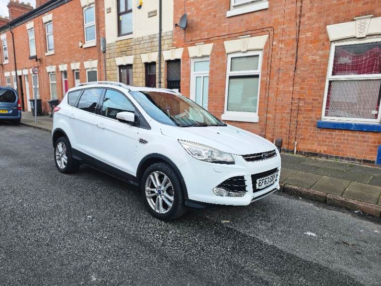 Ford, KUGA, Hatchback, 2013, Semi-Auto, 1997 (cc), 5 doors