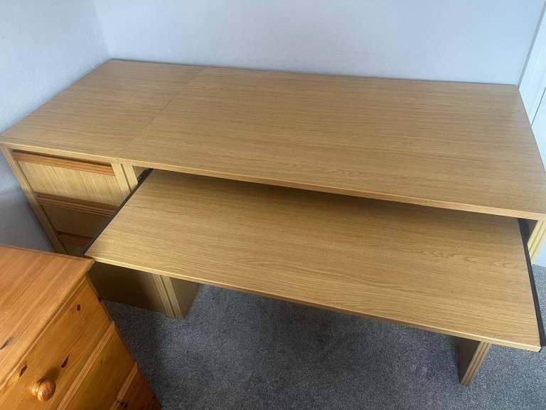 Light Wood Desk with Drawers and Pull-out Keyboard Tray