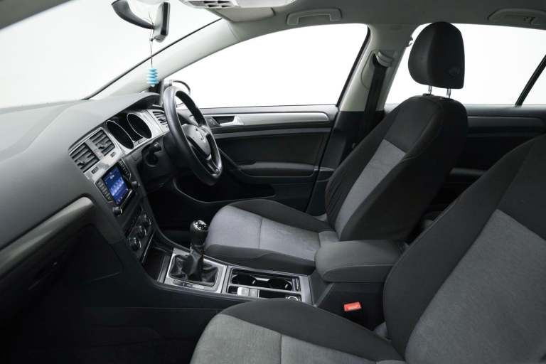  Volkswagen Golf 1.6 TDI BlueMotion Tech S Euro 5 (s/s) 5dr Diesel Manual