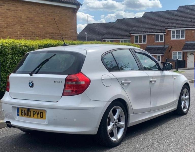 BMW, 1 SERIES, Hatchback, 2010, Manual, 1995 (cc), 5 doors