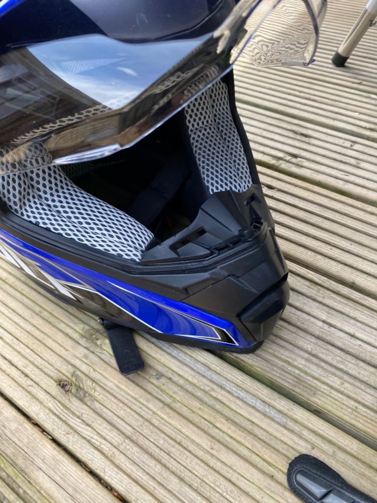 Moto x helmets 1 adult xl 1 small 