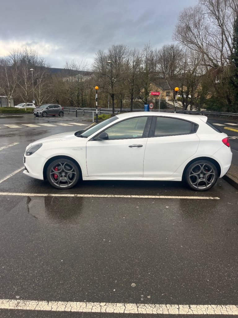 Alfa Romeo, GIULIETTA, Hatchback, 2016, Semi-Auto, 1956 (cc), 5 doors