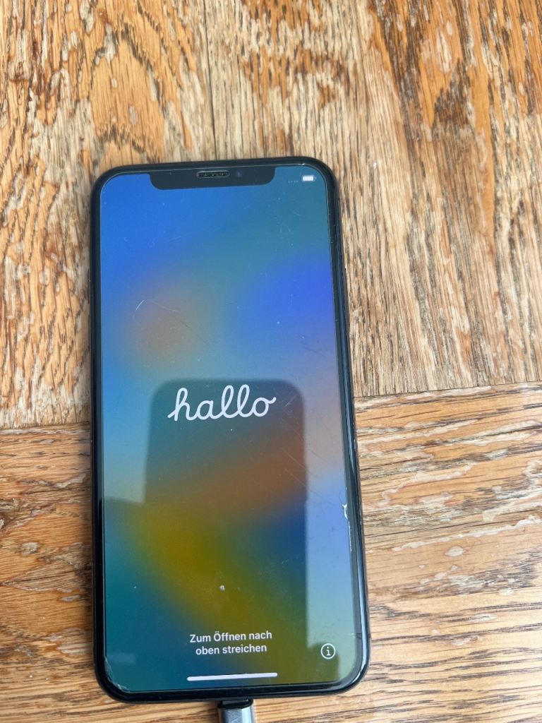 Apple iPhone X – Black, Good Condition