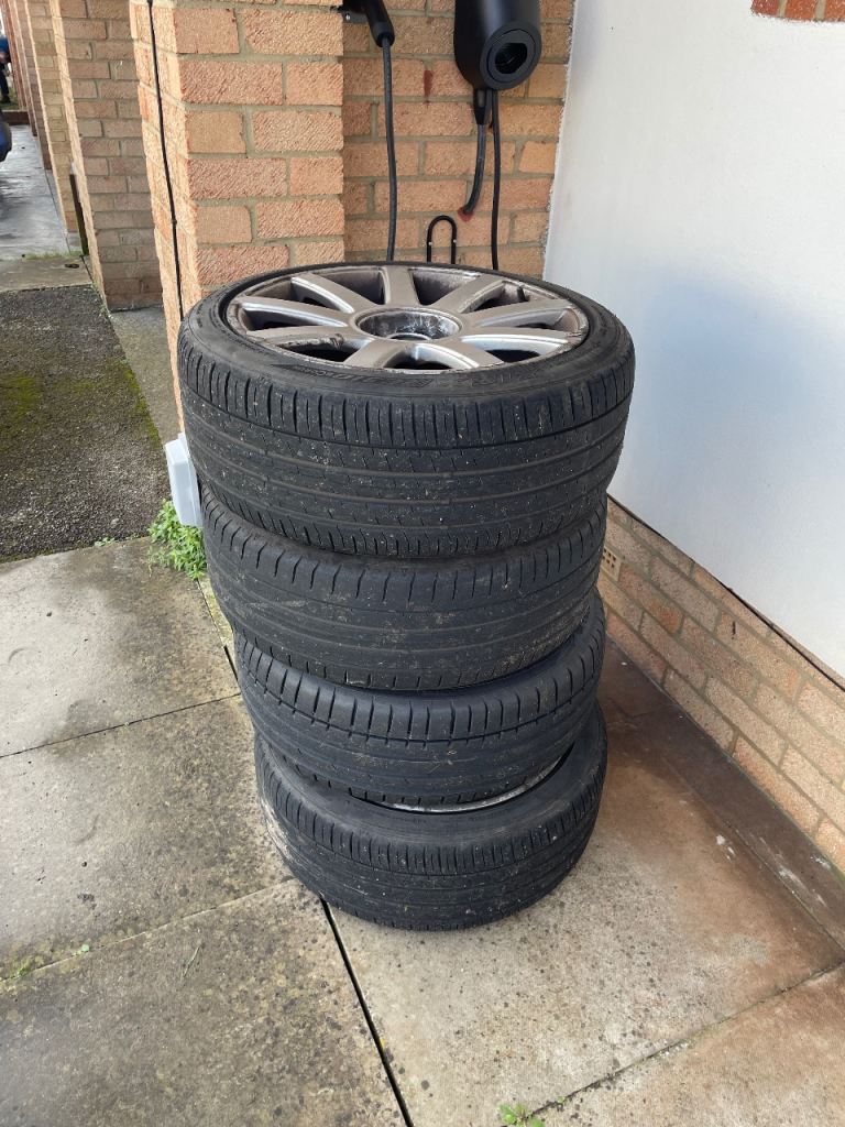 Free to a good home Audi TT wheels