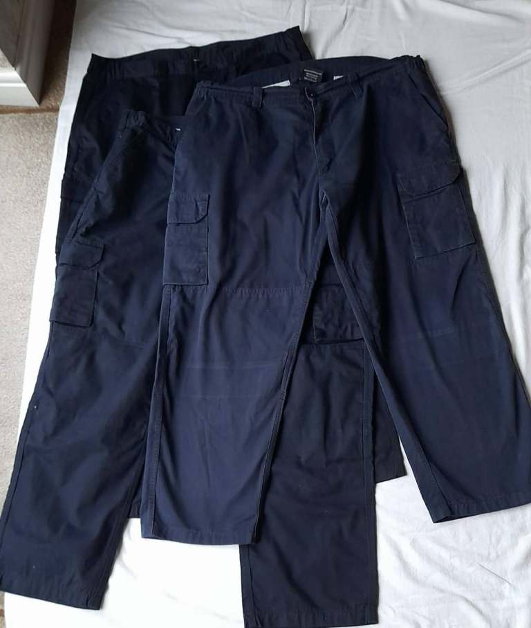 Men's navy work trouser bundle 42S, 2 new.