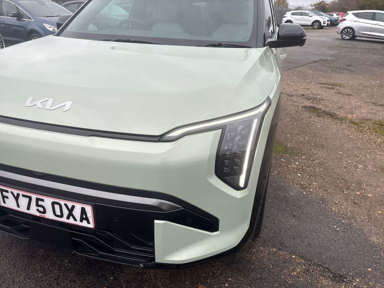 2025 Kia EV3 148kW GT-Line S 81.4kWh 5dr Auto Estate ELECTRIC Automatic