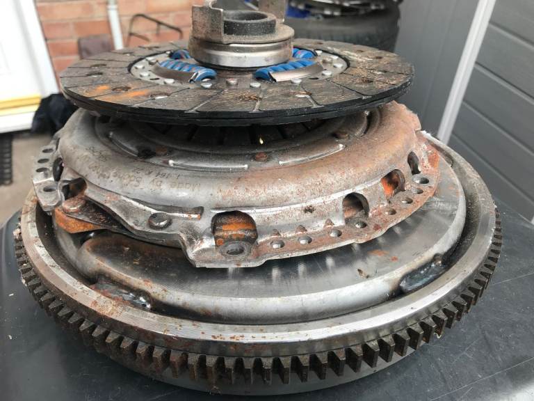 2010 subaru forester 2.0 diesel 2 set sachs clutch kit with dual mass