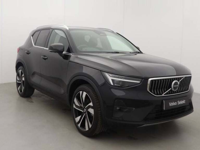 VOLVO XC40 2.0 B3P Ultra Bright 5dr Auto