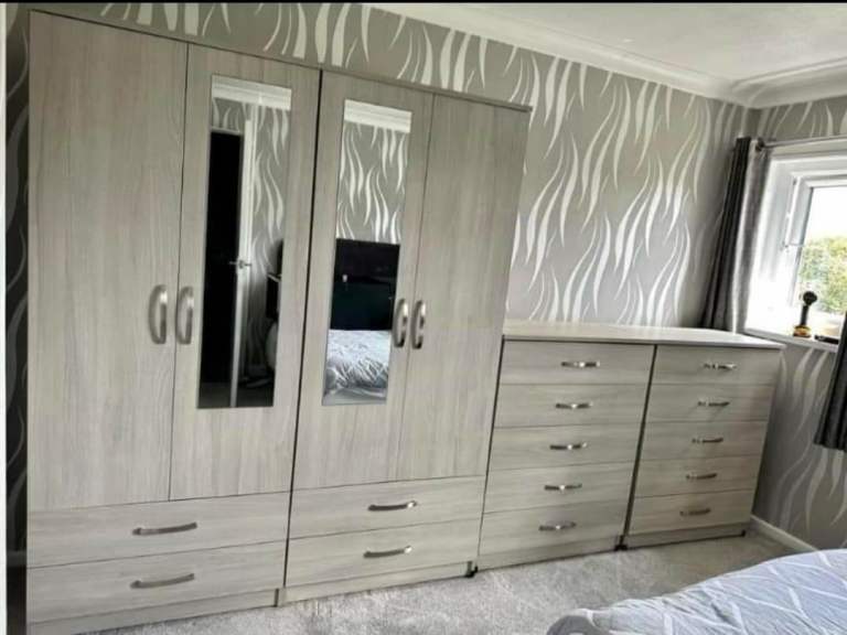 Brand New Folding 1 to 10 Door Wardrobes/Chest of Drawer/Bedsides🚚Quick Delivery😍Clearance Sale😍