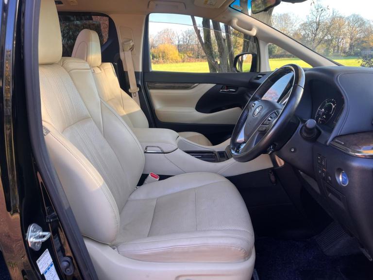  Toyota Alphard 2.5 HYBRID PETROL EXECUTIVE LOUNGE Petrol/Electric Hybrid Automatic