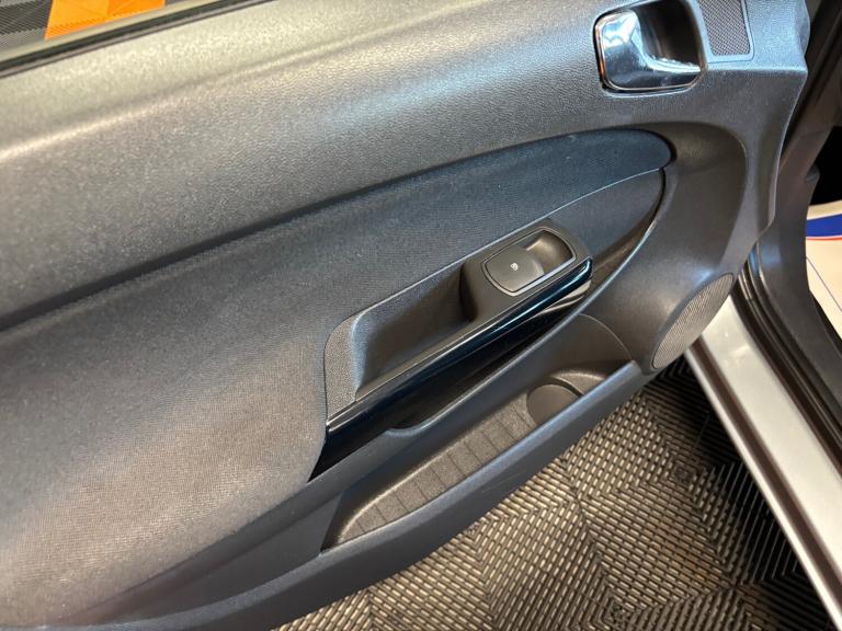 2011 Vauxhall Corsa 1.3 CDTi ecoFLEX Excite 5dr [AC] HATCHBACK Diesel Manual