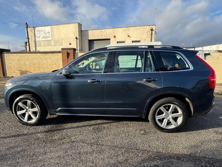 2017 Volvo XC90 2.0 T8 Hybrid Momentum Pro 5dr Geartronic ESTATE PETROL/ELECTRIC Automatic