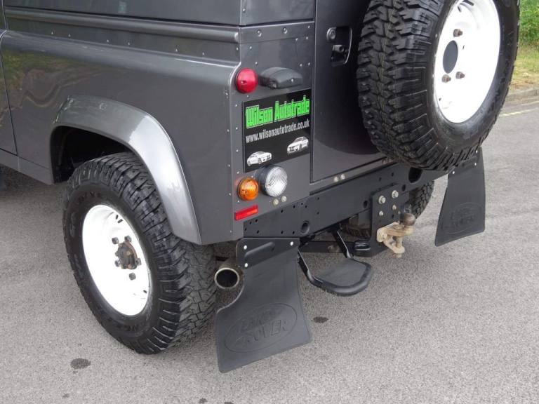 2016 Land Rover Defender Hard Top TDCi [2.2] PANEL VAN DIESEL Manual