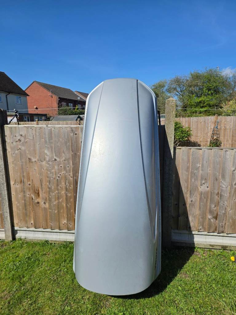 Thule Atlantis 780 roof box