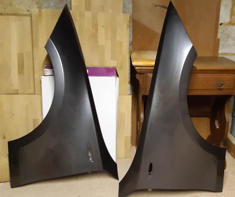 BMW 2008 1-Series front wings