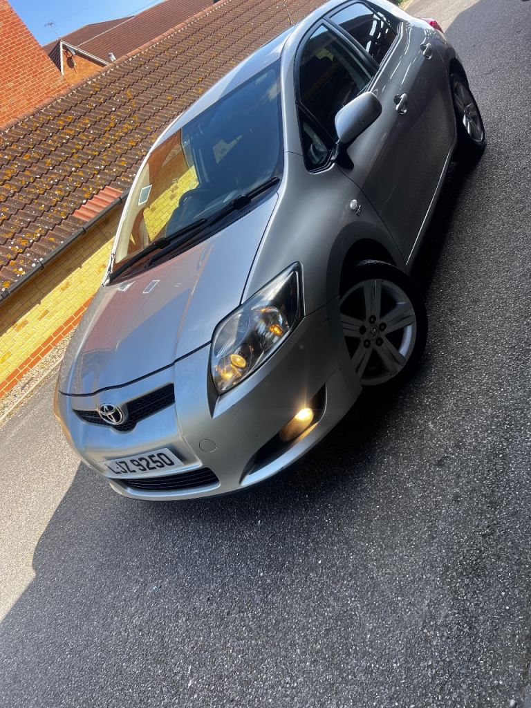 Automatic Toyota Auris ULEZ FREE 12 Month MOT