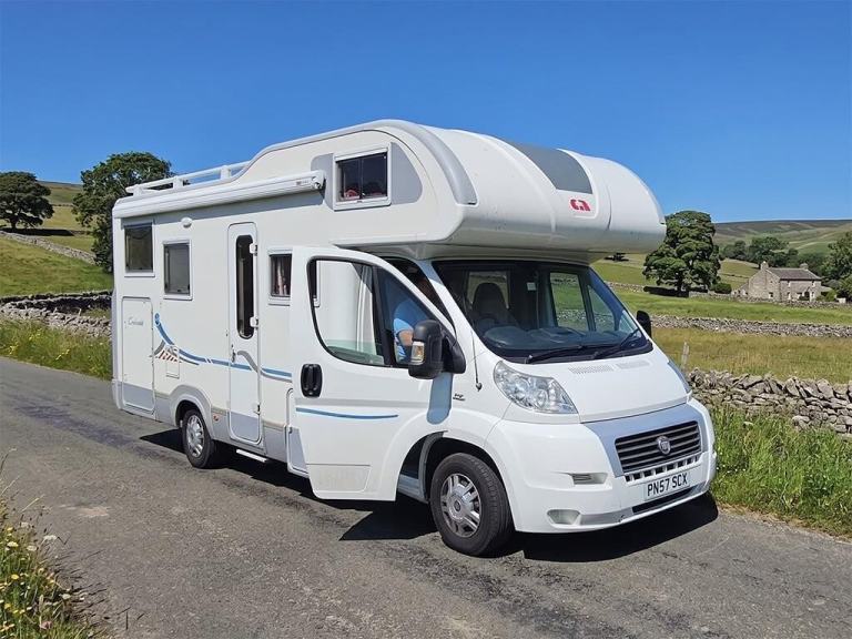 2007 Adria Coral 660SL 2.3 Diesel 6 Berth