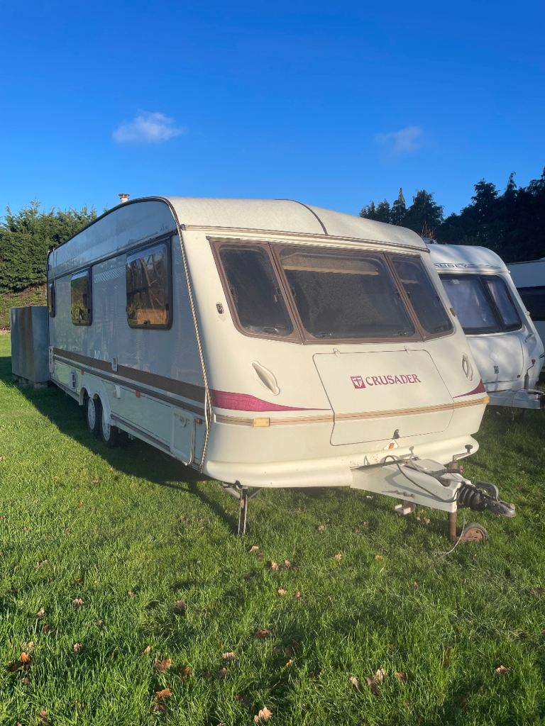 Cheap & Cheer Full Elddis 4 Berth Caravan Ideal For Festivals, Requires Bit Of DIY Still Usable