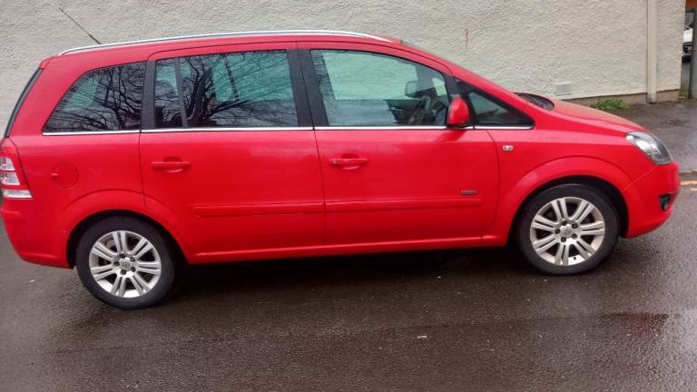 7 seater petrol  zafira LEZ COMPLIENT 