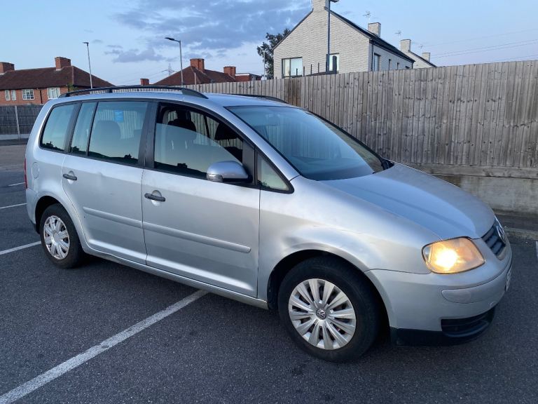 2006 Volkswagen Touran 1.6 petrol 5 seater 