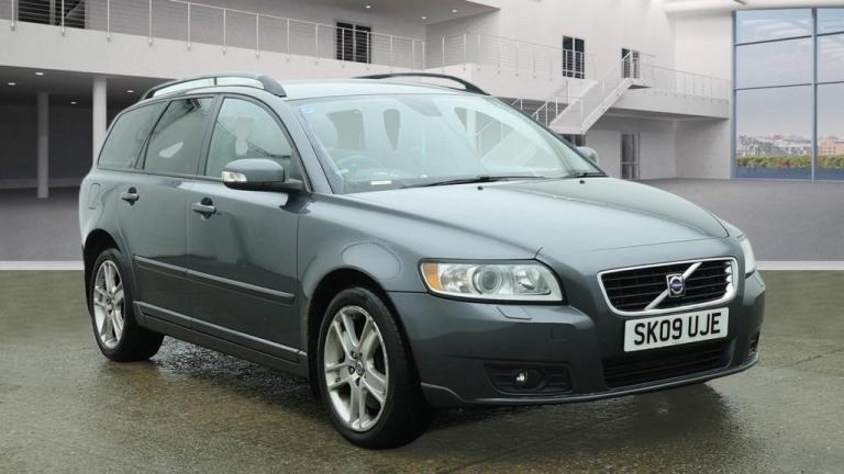 Volvo V50 SE (2009) 2.0D SE Estate 5dr Diesel AUTOMATIC S/H LONG MOT LOW MILES