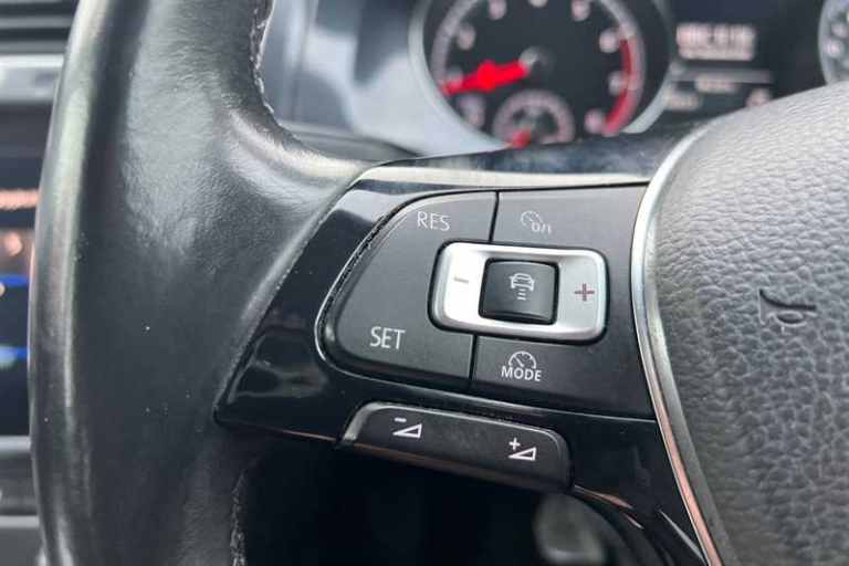 2017 Volkswagen Golf 1.4 TSI SE [Nav] 5dr DSG HATCHBACK PETROL Automatic