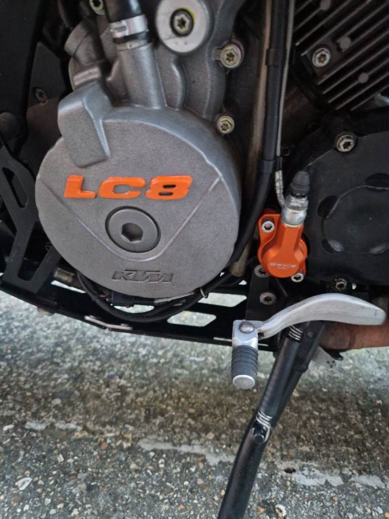 KTM, SUPERMOTO, 2011, 1000 (cc)
