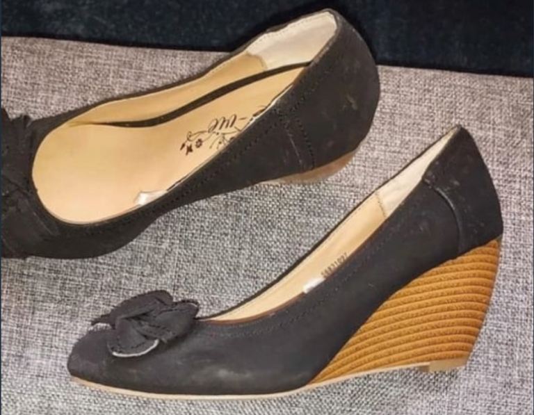 Black faux suede wedge shoes Size 5