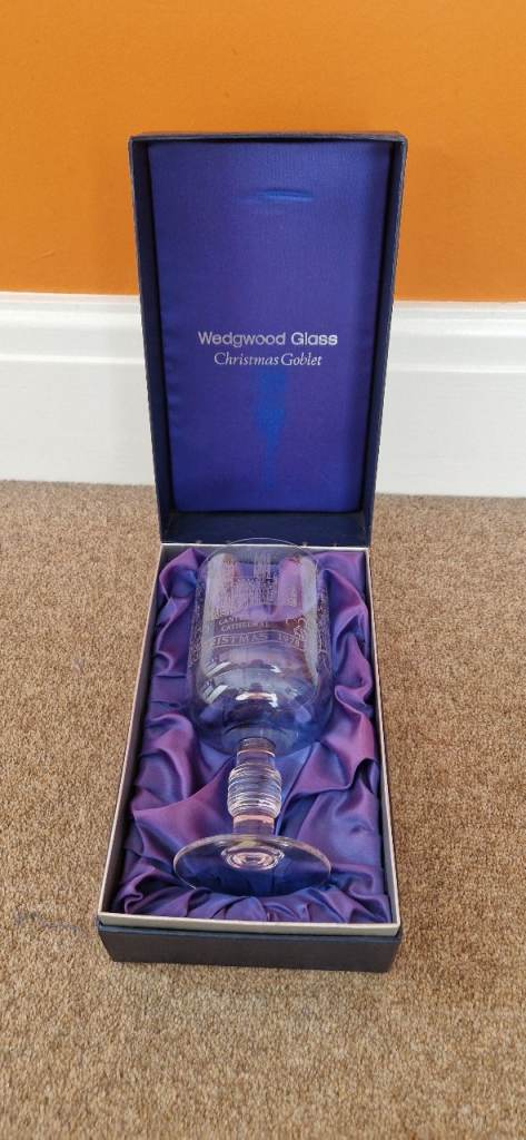  WEDGWOOD GLASS CANTERBURY CATHEDRAL CHRISTMAS GOBLET 1978. B.N.I.B. EXCELLENT.