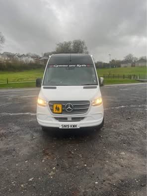 Mercedes sprinter unvi 19 seater minibus