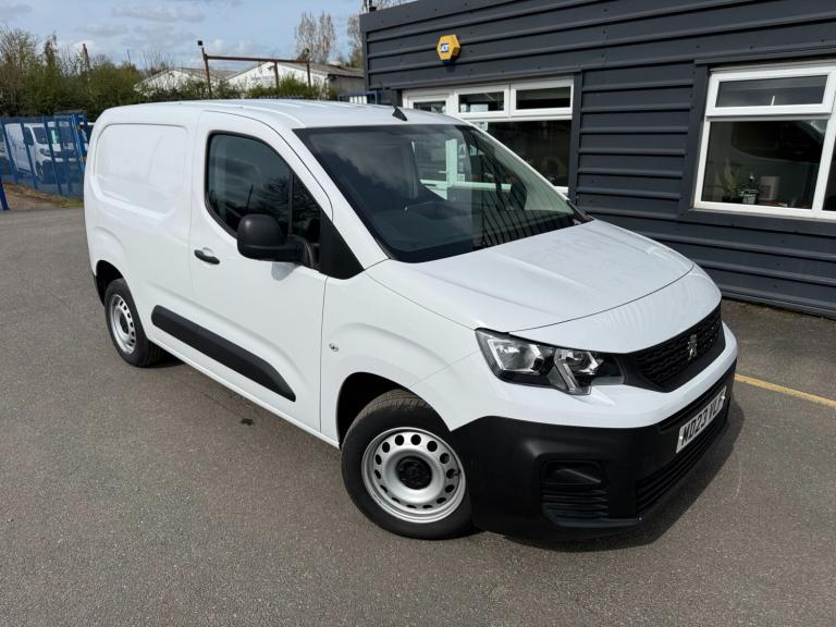 2023 Peugeot Partner 1000 1.5 BlueHDi 100 Professional Premium + Van PANEL VAN Diesel Manual