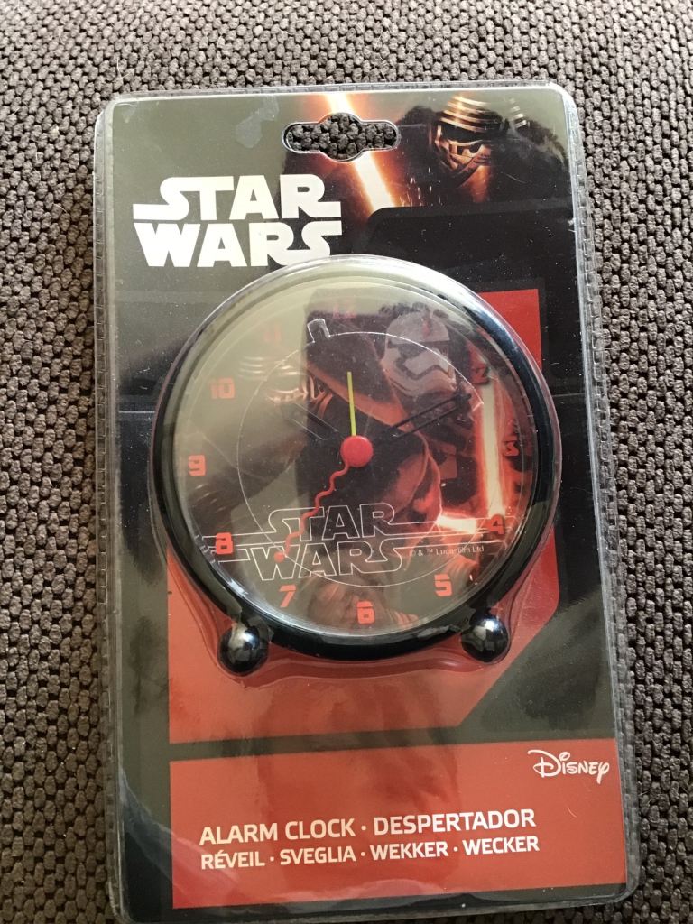 Brand new sealed genuine kids starwars alarm clock disney, Lucas Ltd Only £5