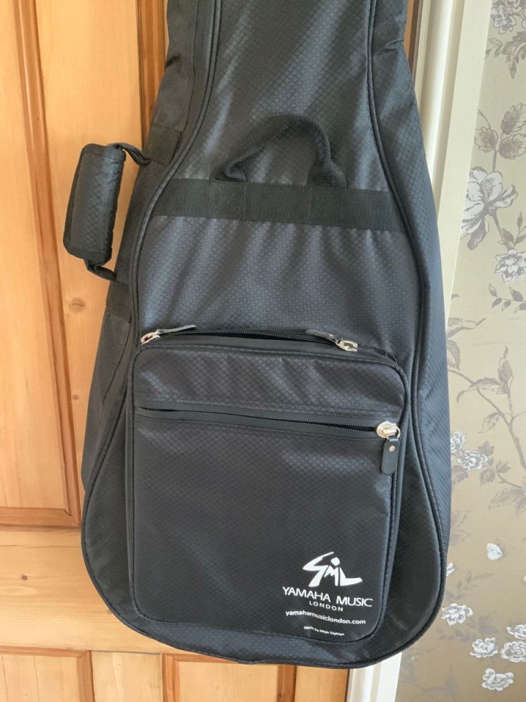 Yamaha guitar gig bag