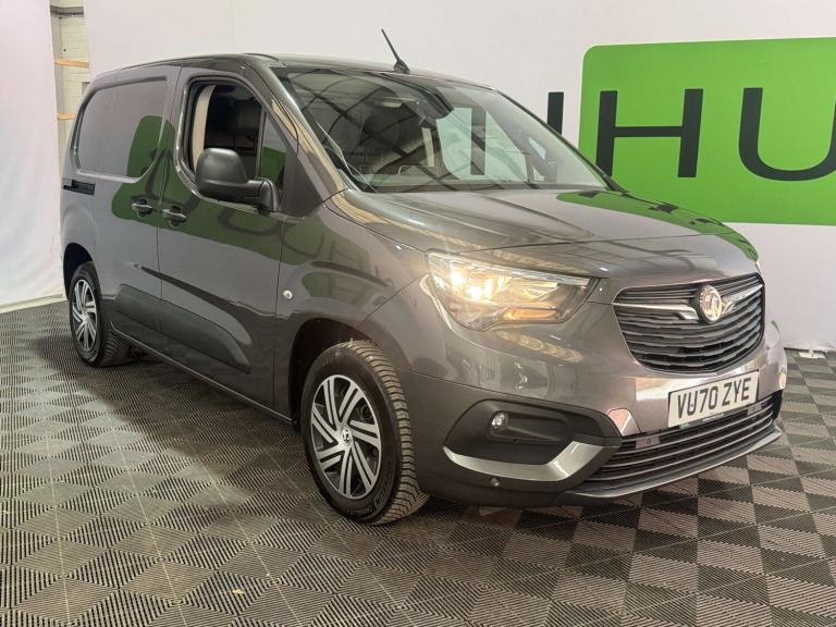 2020 Vauxhall Combo 1.5 Combo 2000 Sportive S/S Panel Van Diesel Manual