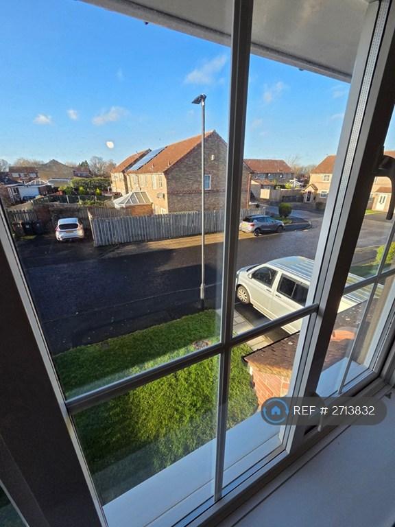 3 bedroom house in The Croft, Killingworth, Newcastle Upon Tyne, NE12 (3 bed) (#2713832)