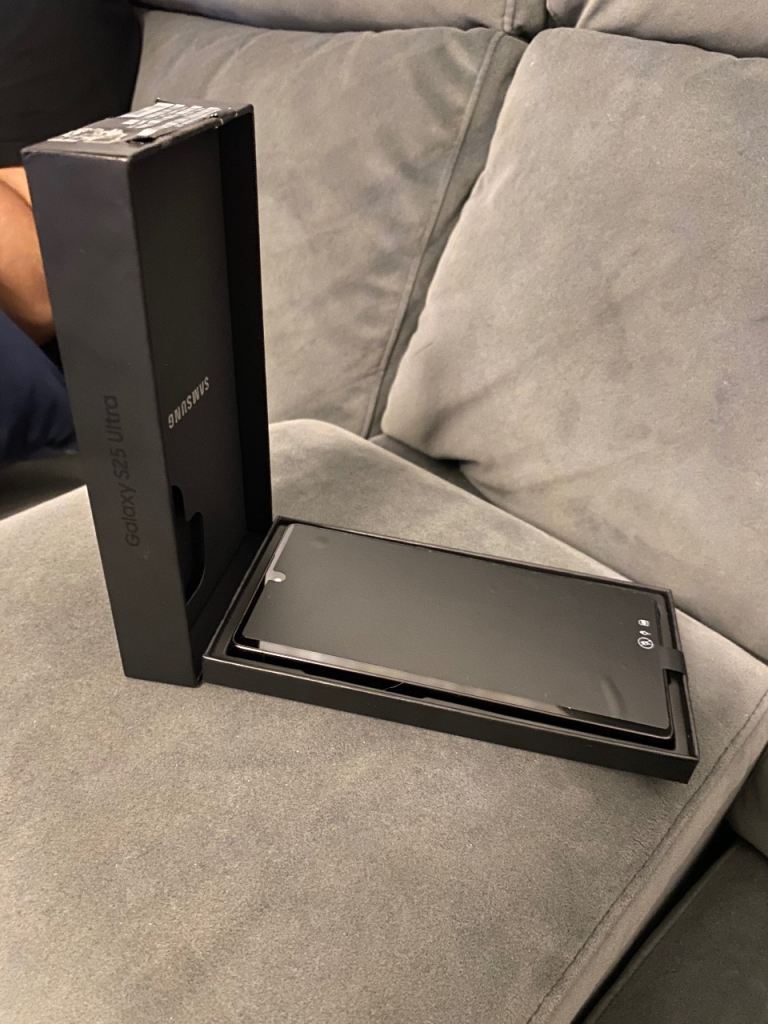 Samsung S25 Ultra Black Brand New Unlocked