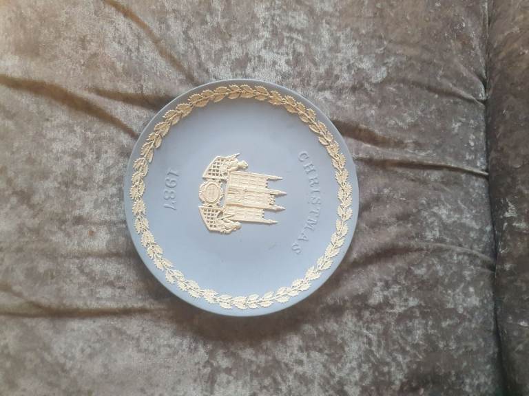 9 wedgewood jasperware Christmas plates 