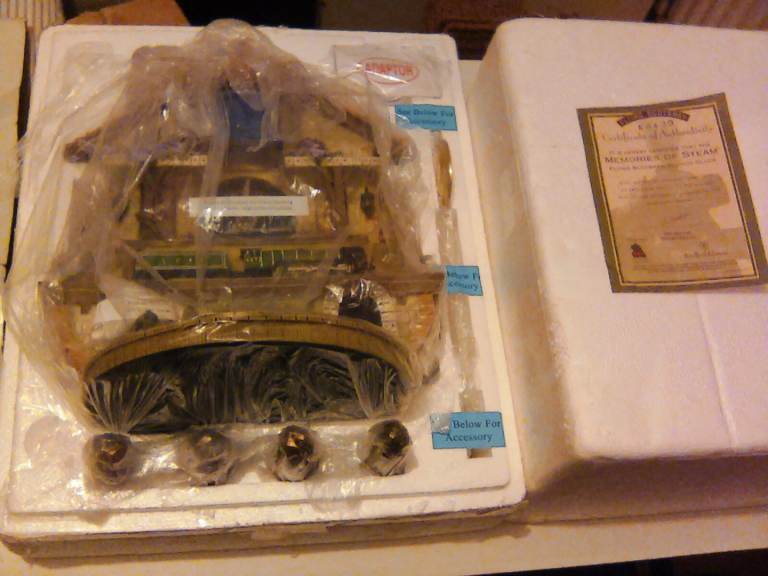 Bradford Exchange number A8420 Bradford Exchange Memories of Steam, Flying Scotsman Cuckoo Clock.